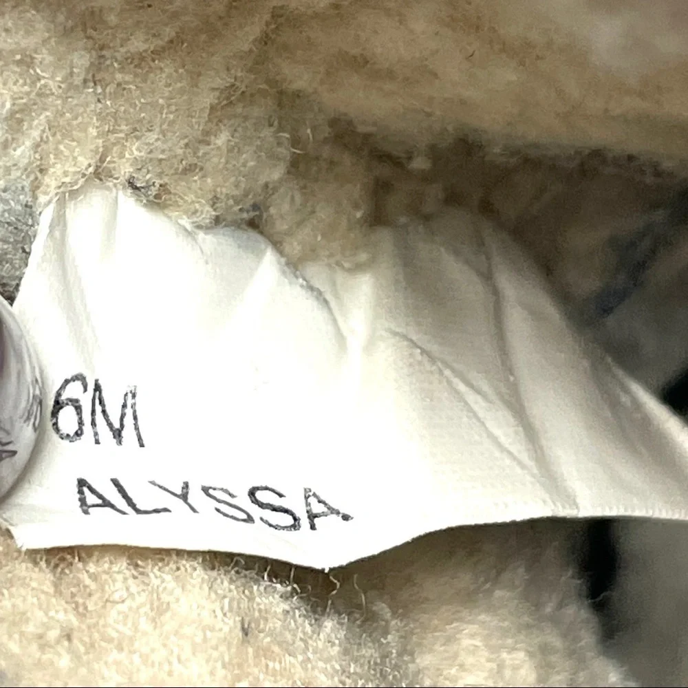 Khombu Alyssa Taupe Leather Faux Fur Duck Boots Size 6M